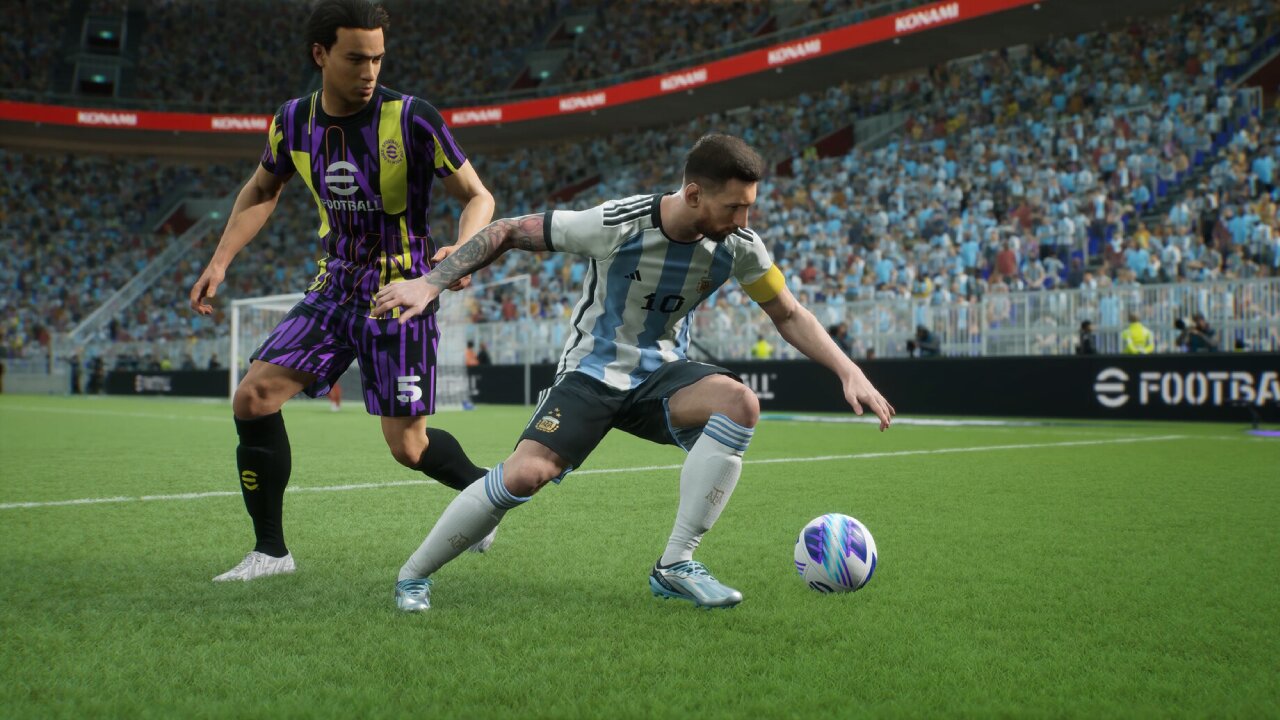 Players compete in updated eFootball 3.4.0 soccer game match