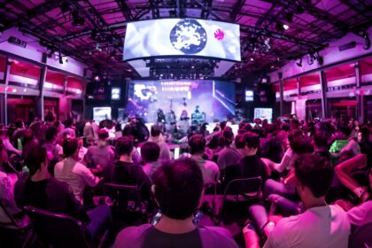 PMGO 2024 esports event captivates enthusiastic crowd indoors