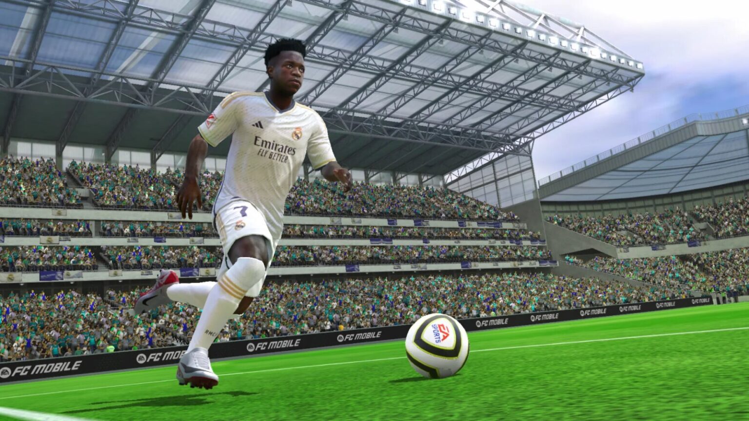 New Updated EA FC Mobile showcases realistic football gameplay in vibrant stadium