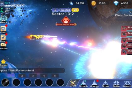 Spaceship battles final boss in Darkstar mobile game